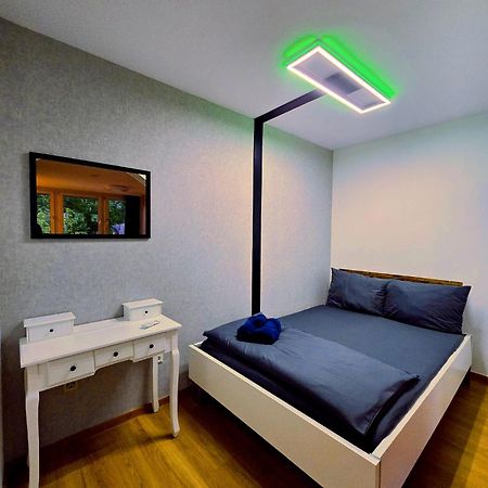 Familienwohnung 2 Zimmer, Kueche, Fuer 4 Personen 뉘른베르크 외부 사진